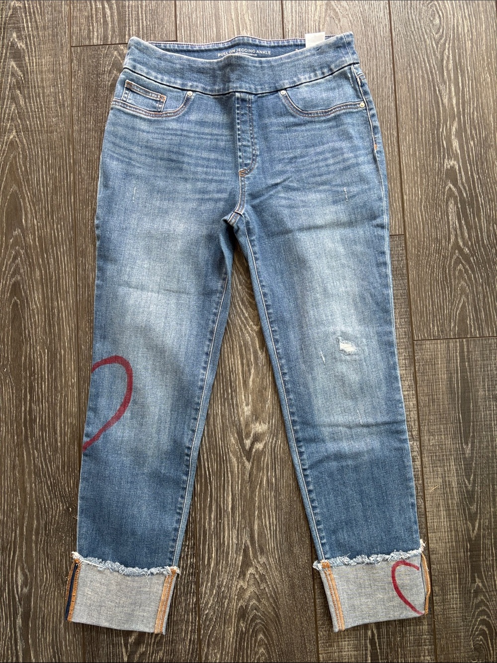 Chico's Pull On Jegging Ankle Denim Jeans  Heart Accent 6R or 0.5R LIKE NEW